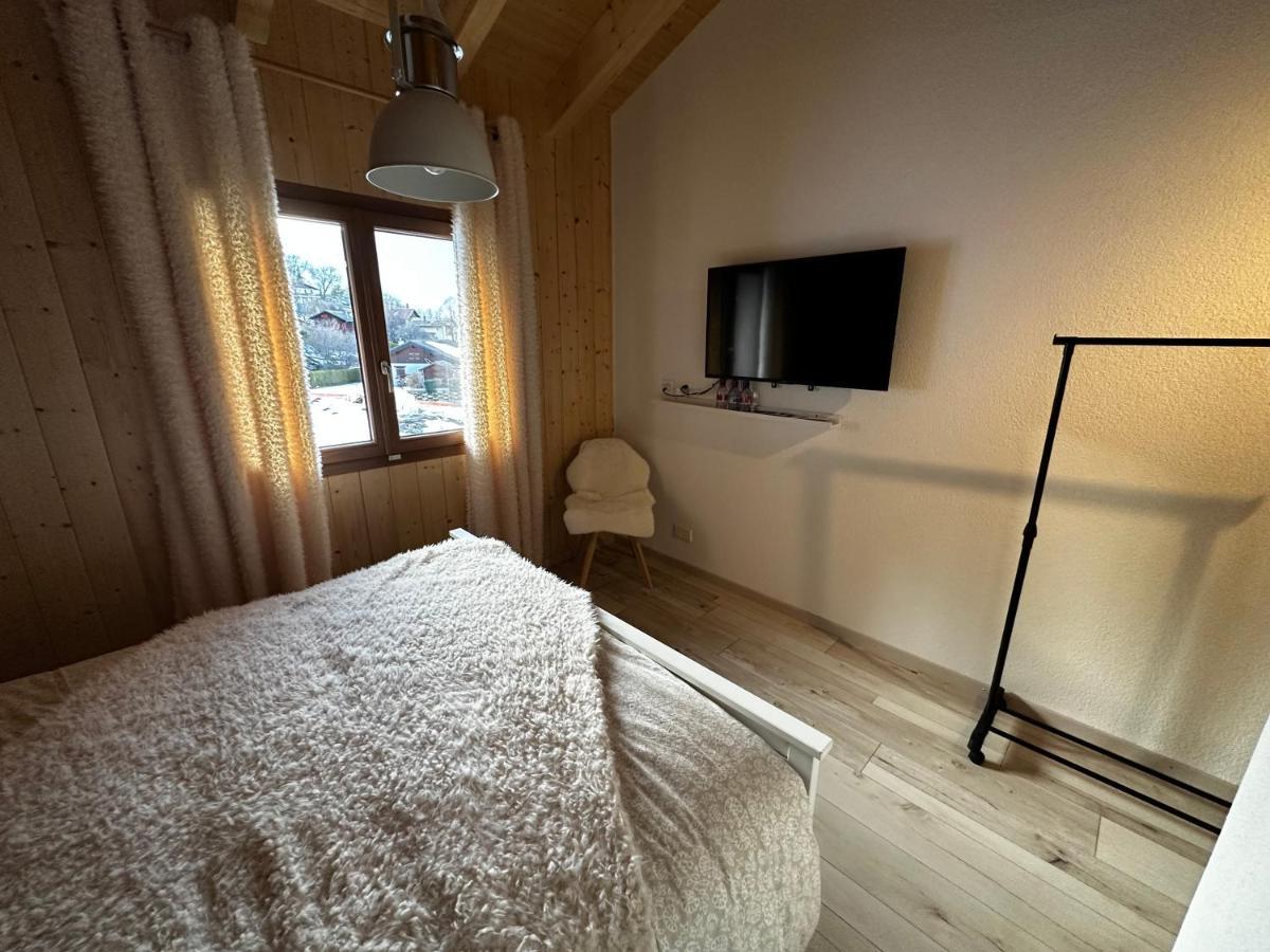 Chambres D'Hotes Les Louettes A Sapinhaut Canton Du Valais Saxon 外观 照片